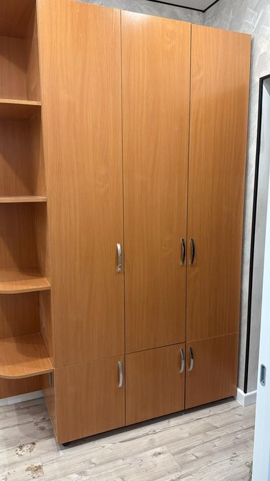 Продам шкаф.  150, 225, 50