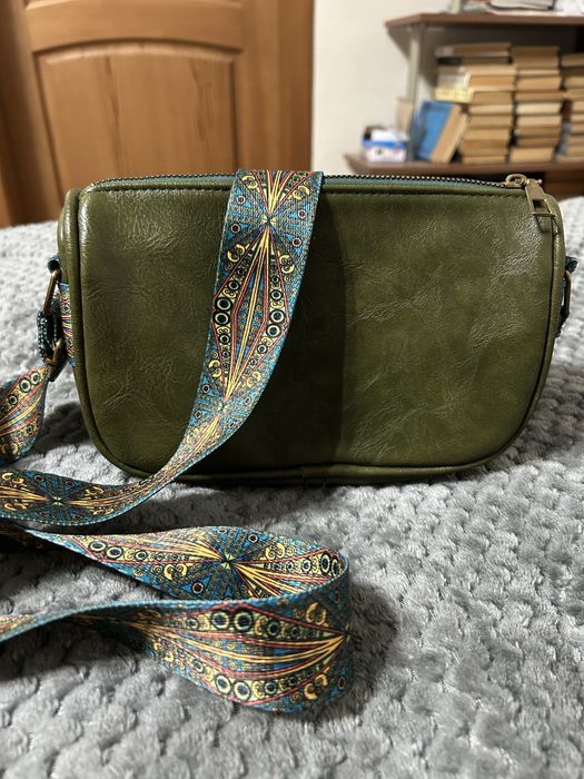 Продам сумочки новые