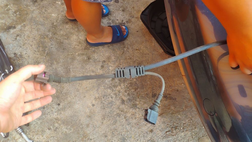 Моторче за ръчна спирачка Audi A4 b8 A5 A6 c7 имам и кабелите буксите