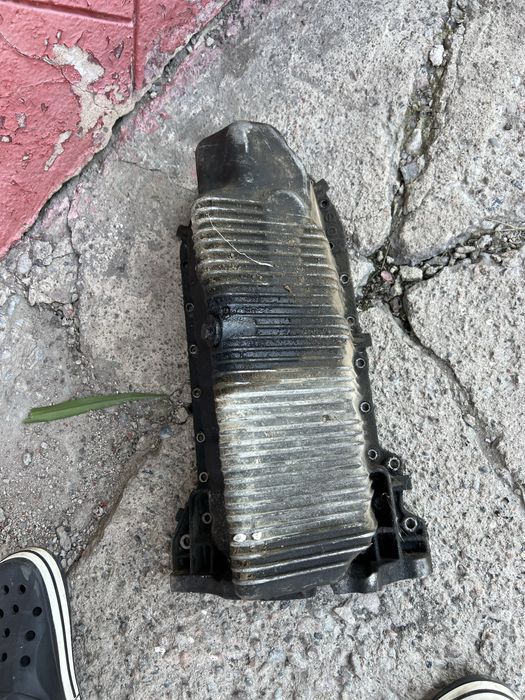 Продам поддон на Т4 2,4 d