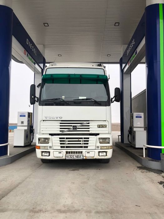 Волво с белый 420 лошадок сила