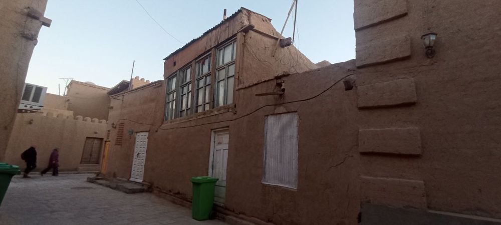 Ichon qalada uy sotiladi