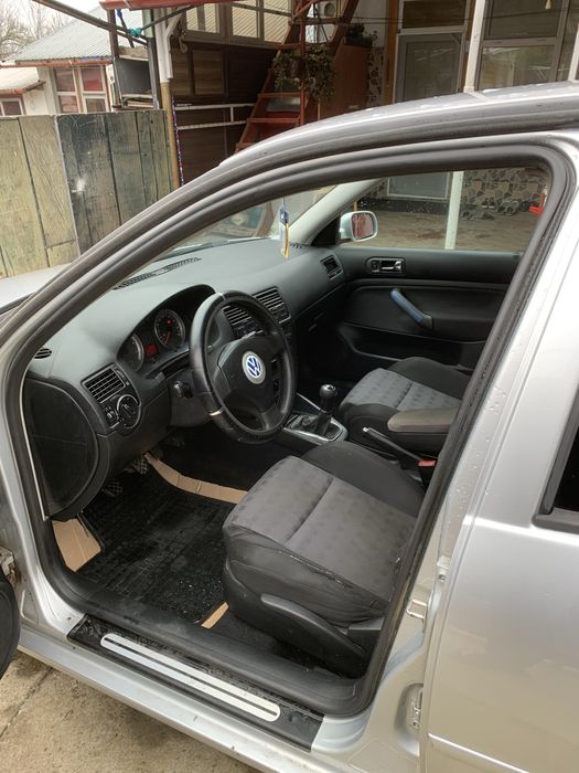 Vând  Volkswagen Bora  2.0 Benzina cu gpl euro 4!