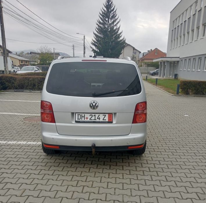 VOLKSWAGEN Touran 2009 — imagine 3