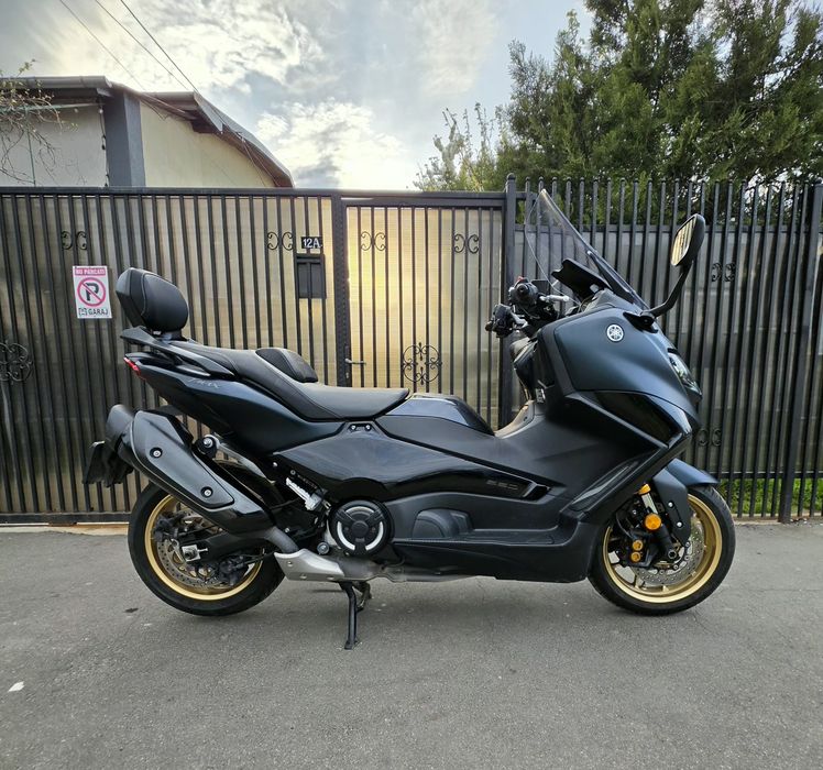Yamaha Tmax T max Tech 560