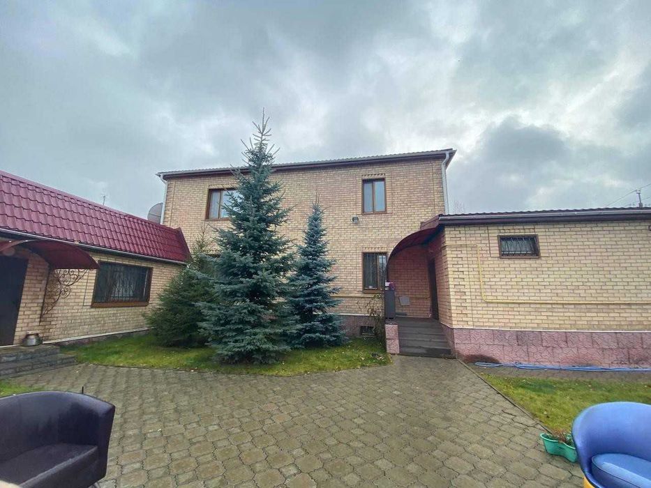 Продажа 3-этажного дома