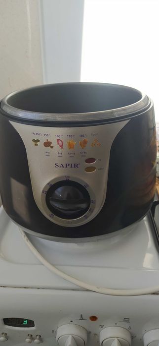 Фритюрник SAPIR SP 1980 C, 1300W, 2 литра,
