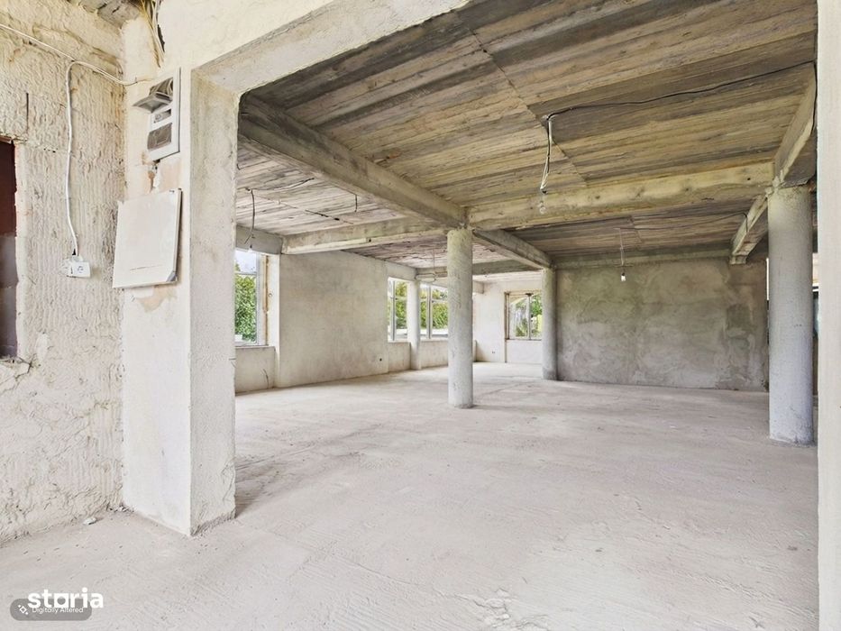Clădire 850 mp, Czaran Gyula, 8 parcări
