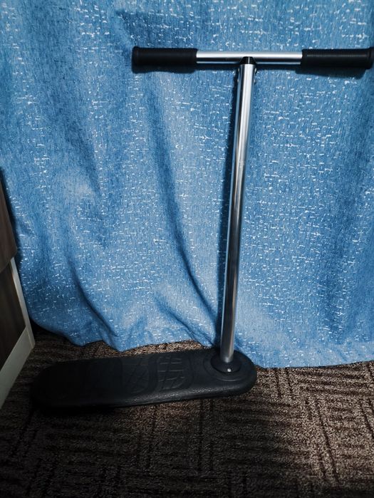 Продам INDO scoot, батутный