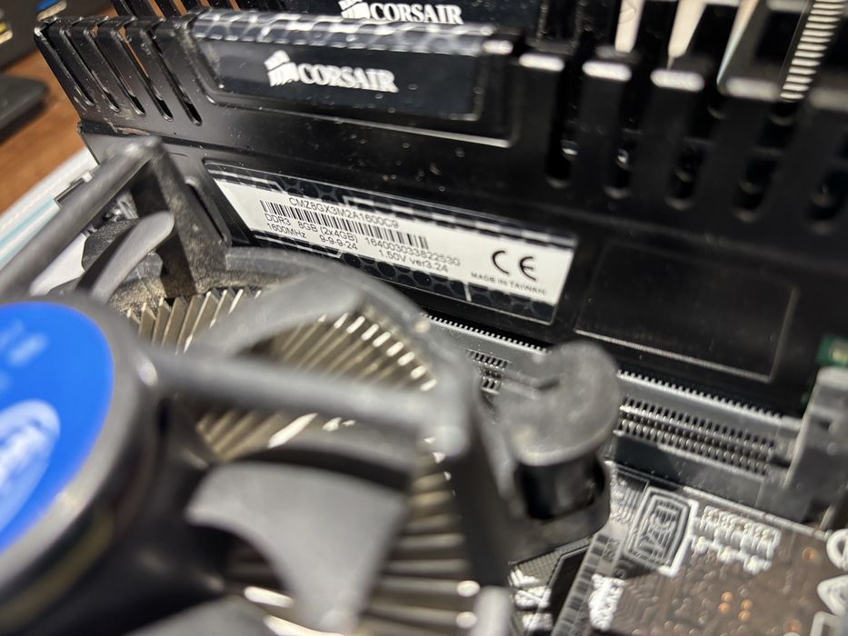 Kit Gaming Intel i5 6600, Placa de baza ASUS H170M- E, 8GB RAM DDR3