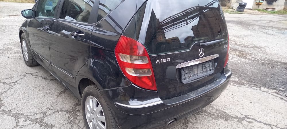 Mercedes A-Class W169 180 CDI на части