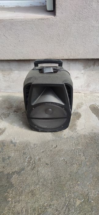 Boxa bluetooth  cu acumulator, perfect funcțională.