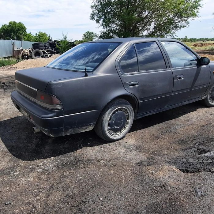 Ниссан Максима 3.0 МКПП 1990