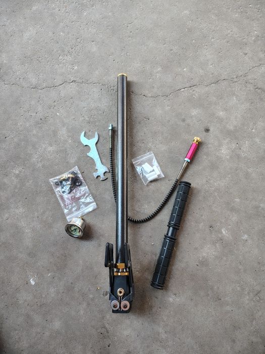 Pompa 300 bari 4500 psi