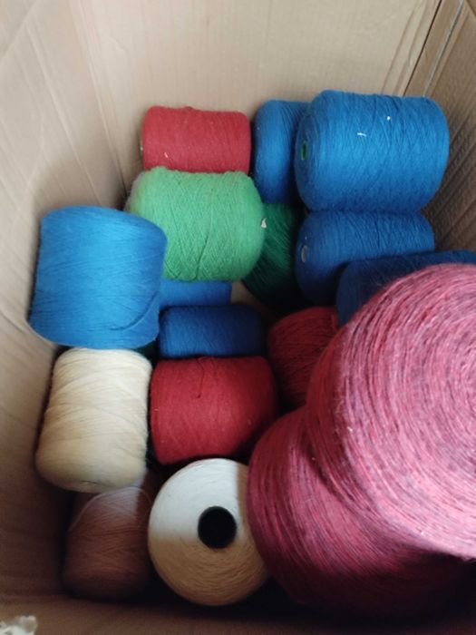 lână de oaie vopstă