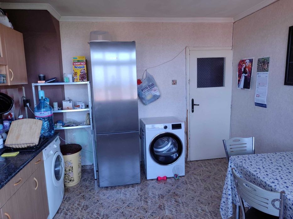 Продава се Тристаен апартамент в Враца, Металург - 100 кв.м за 969 €/кв.м - Снимка #9