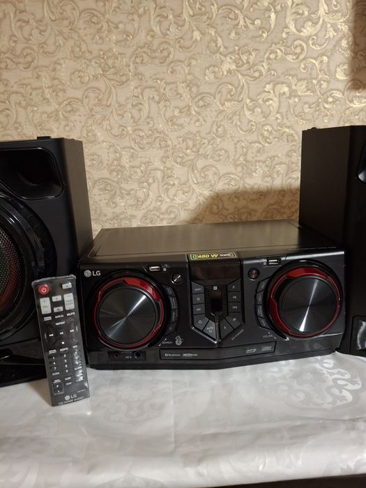 Продам музыкальный центр