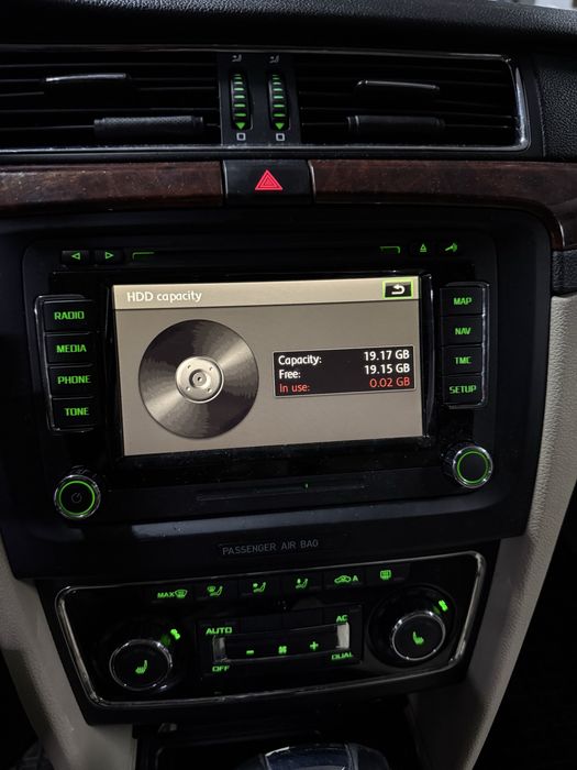 Navigatie RNS 510 HDD SD Card Skoda Superb 2 Octavia 2 Roomster