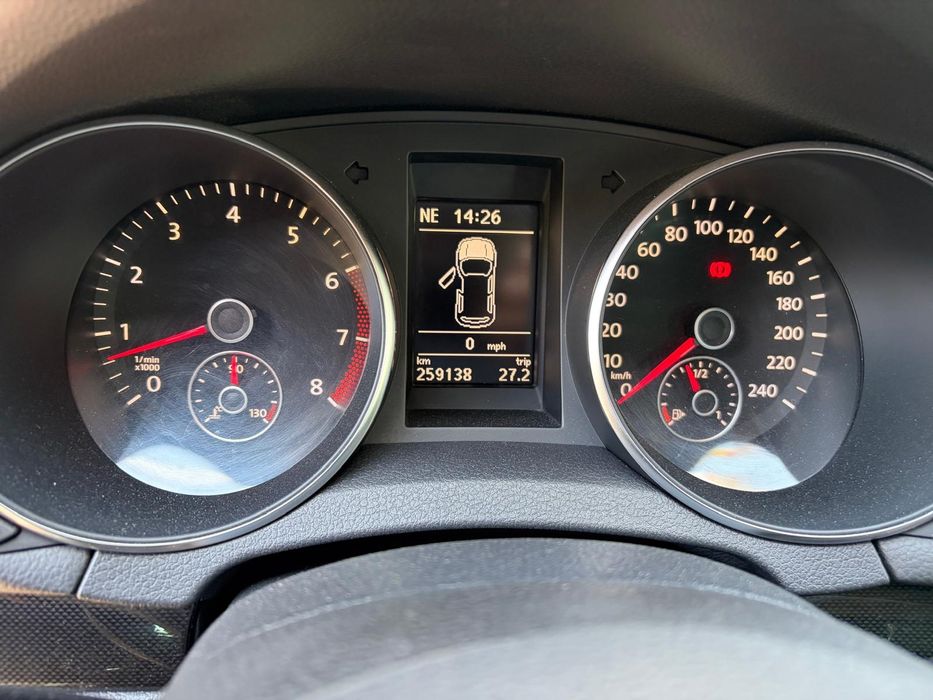 Vw Golf 6. An fabricație 2010 1.4 benzina