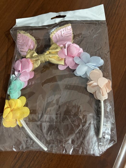 Продам платье для девочек, на новый год