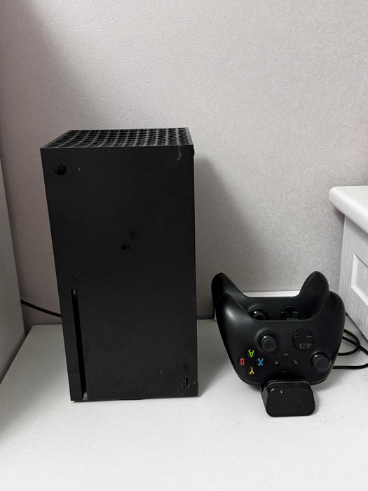 Xbox Series X игровая консоль