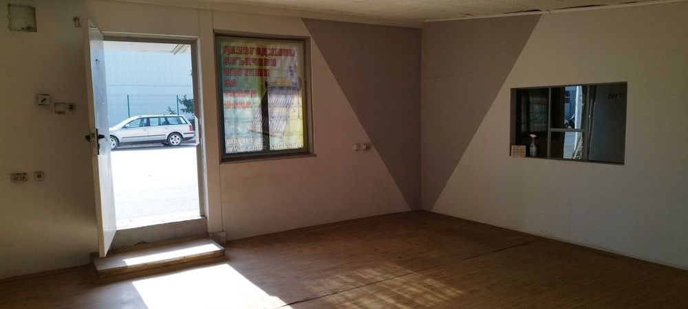 Давам склад под наем