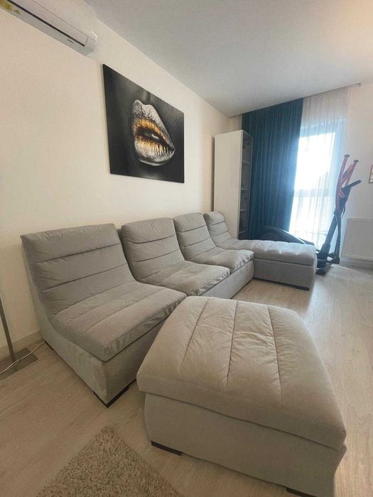 Canapea modulara,  din perne realizate dintr-un mix de puf de gasca, 285 x 170 cm.,  utilizat stare foarte buna