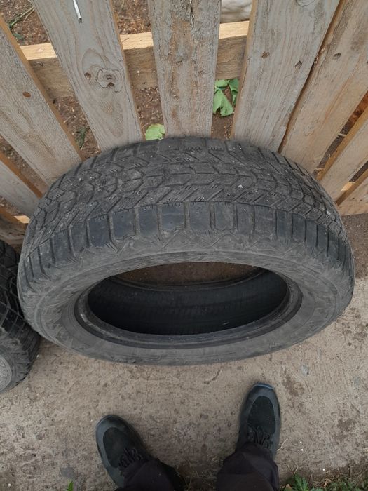 Продам резину R16