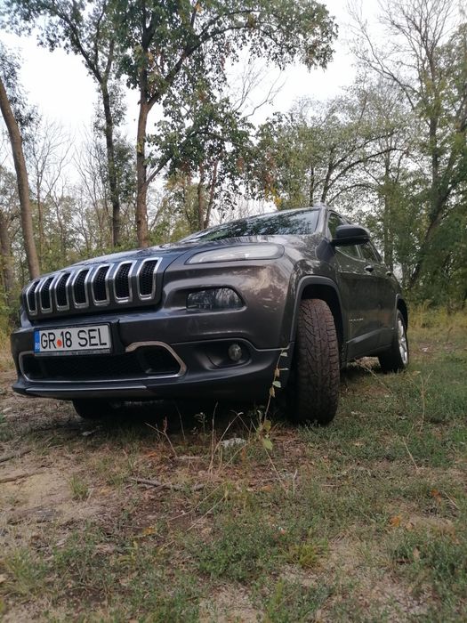 Jeep Cherokee avariat