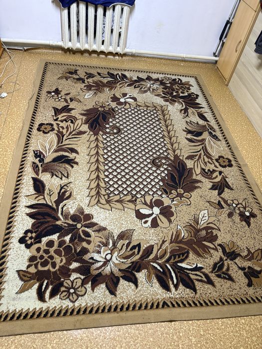 Ковры срочно продам