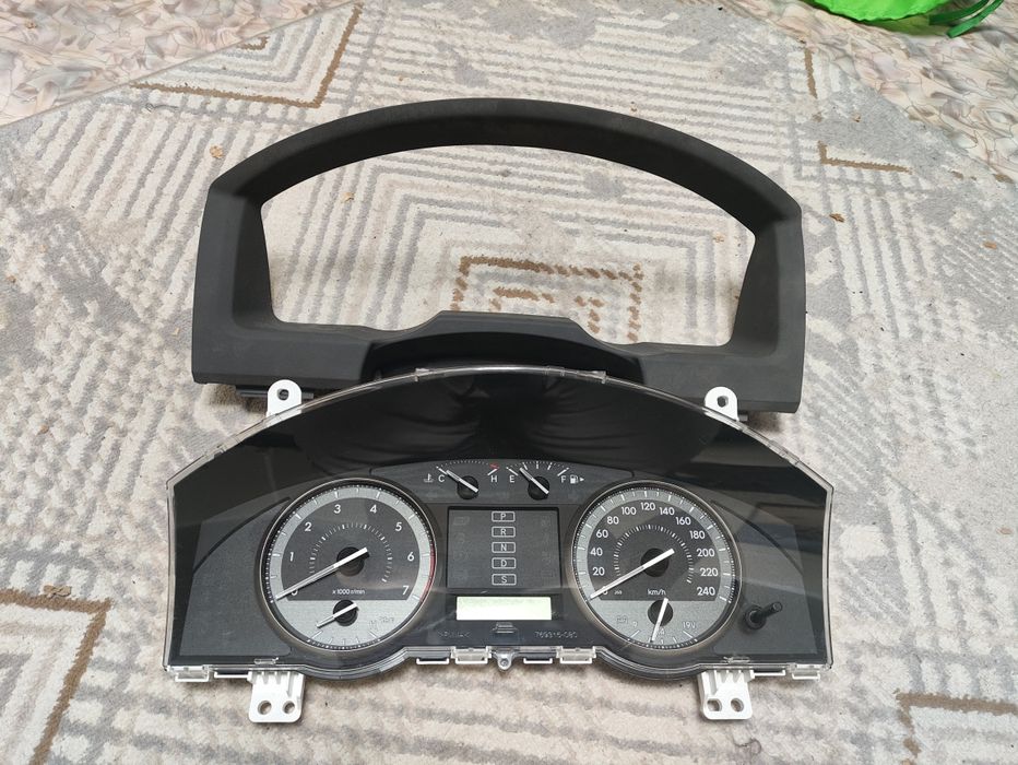 Щиток приборов Тойота