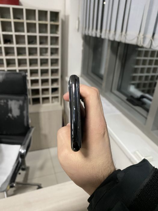 Iphone 11 pro green 64 gb rigion kha