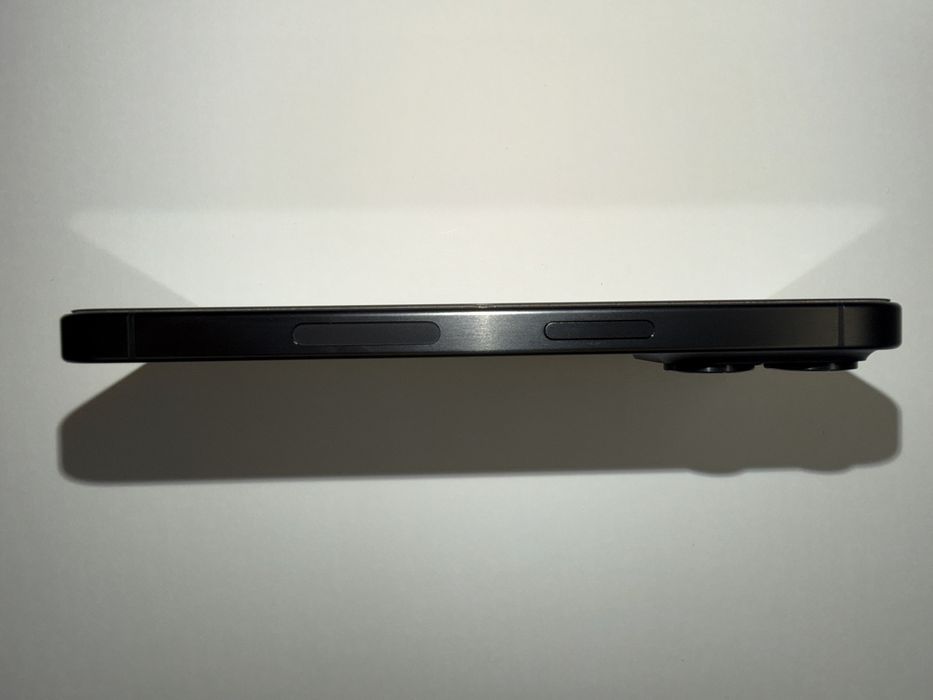 iPhone 15 Pro – 128GB | Black Titanium