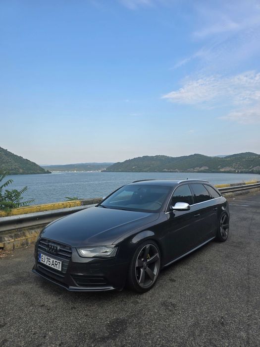 Audi A4 B8.5 foarte întreținut!
