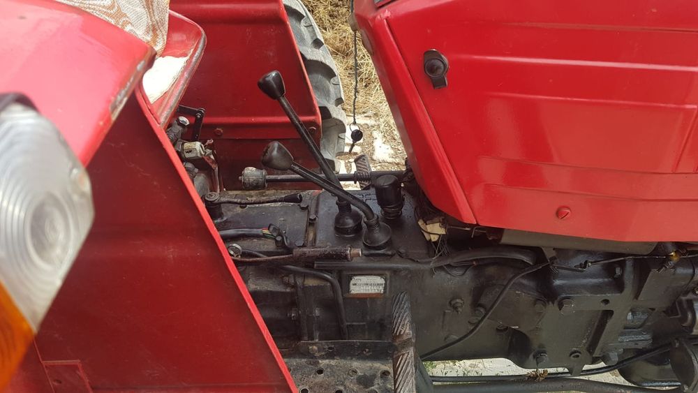 Vand tractor utb 445