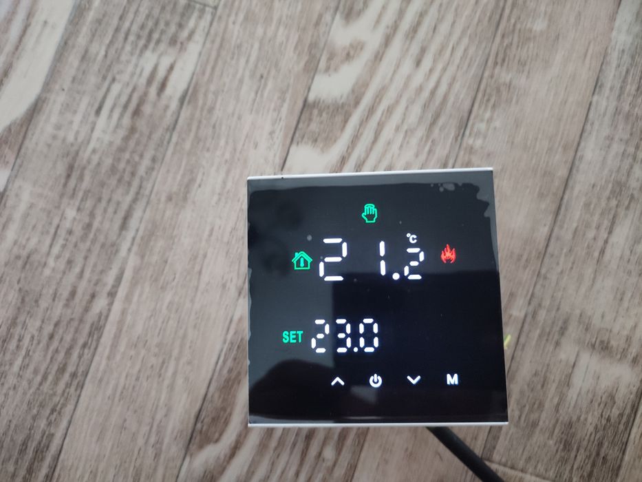 Комнатный термостат