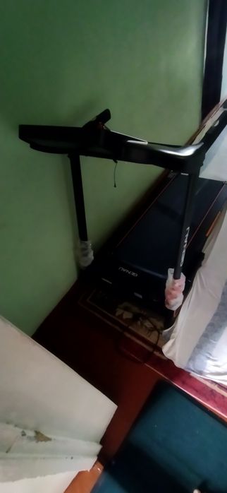 Беговая дорожка.