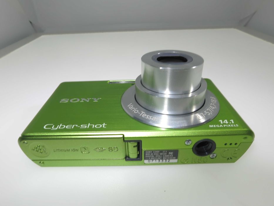 Sony Cyber-shot W530 компактен цифров фотоапарат дигитална камера НОВ!