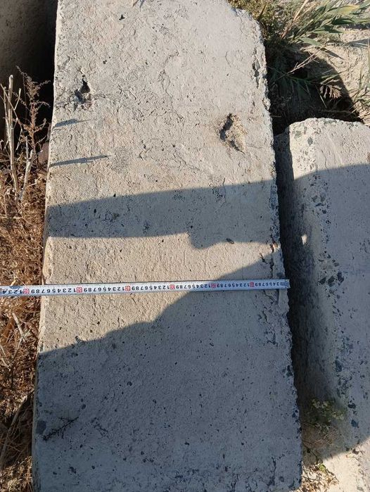 Железобетонные балки, стаканы , блоки