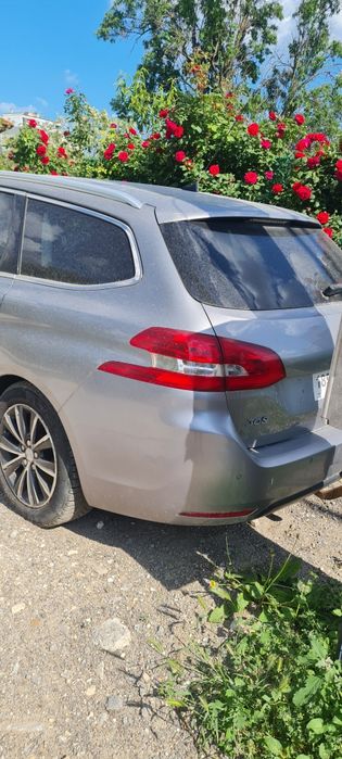 Пежо 308sw 1,6hdi 2015г