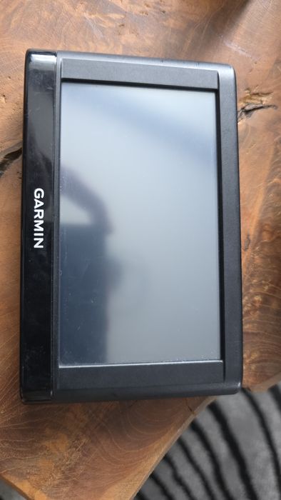 GPS Garmin Nuvi 44LM пълен комплект