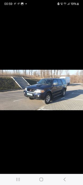 Dezmembrez Mitsubishi pajero sport