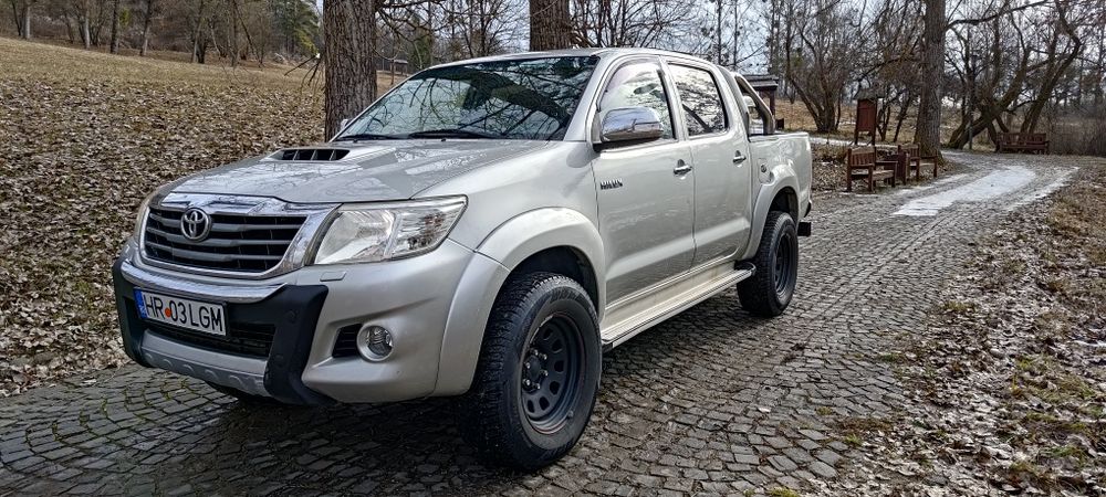 Toyota Hilux 3.0