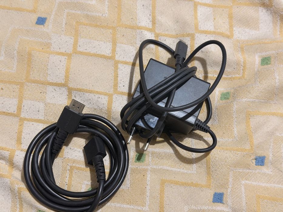 Nintendo switch oled с 3 игри става и бартер