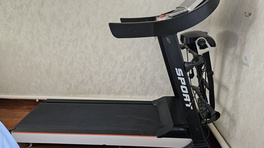 Беговая дорожка спорт