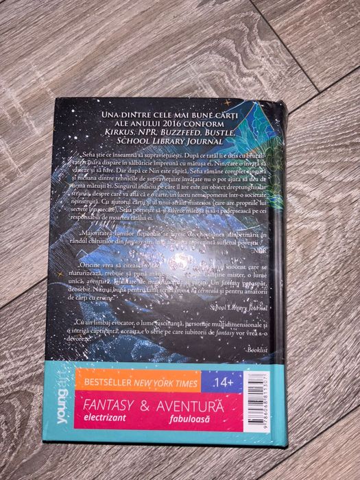 Carte Cititoarea si Orasul pustiu