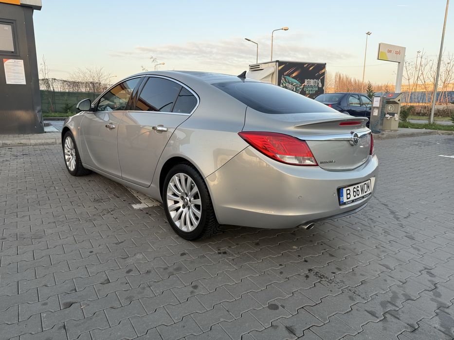 Opel Insginia 1.8 benzina+GPL 2011