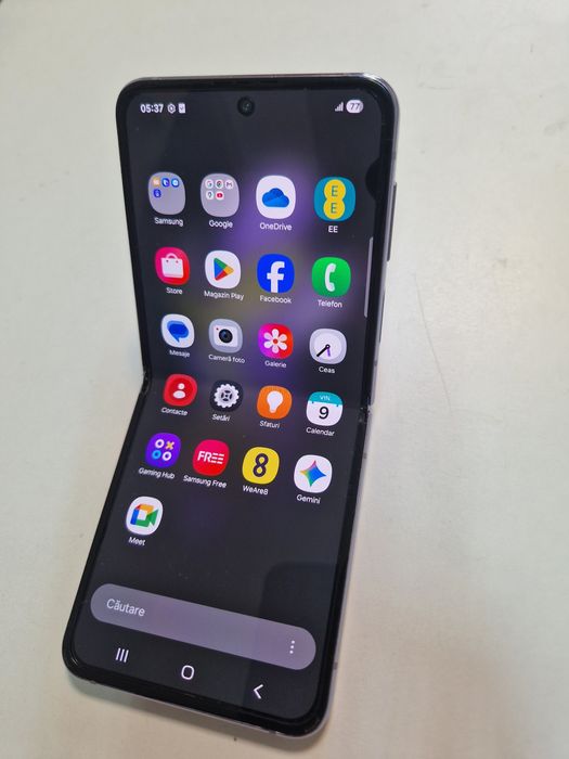 Samsung galaxy z flip4