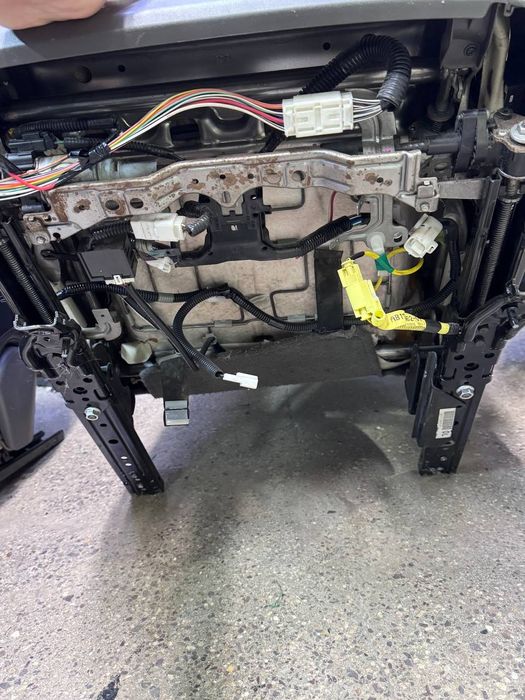 Сиденье LC200/LX570