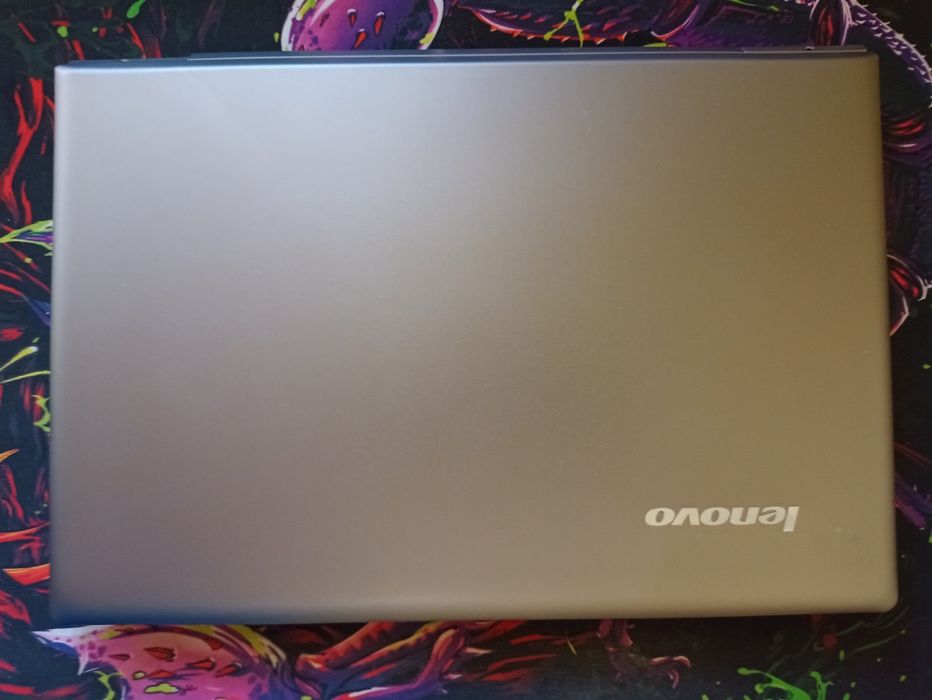 Laptop Lenovo i7, RAM 8 GB, SSD 256GB